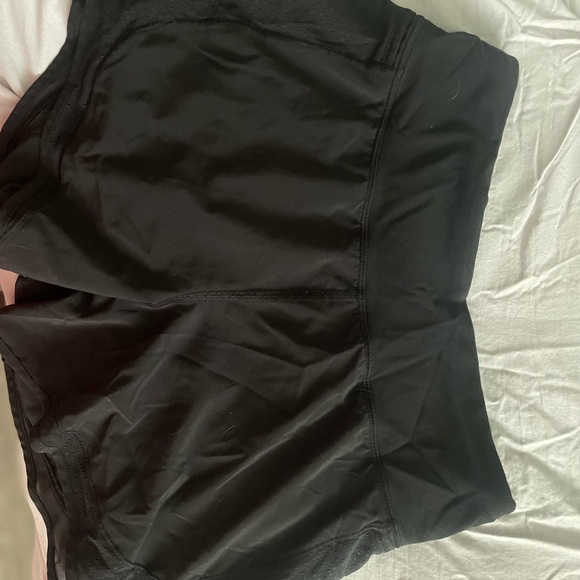 High waisted black lululemon shorts size 2 - Picture 2 of 3
